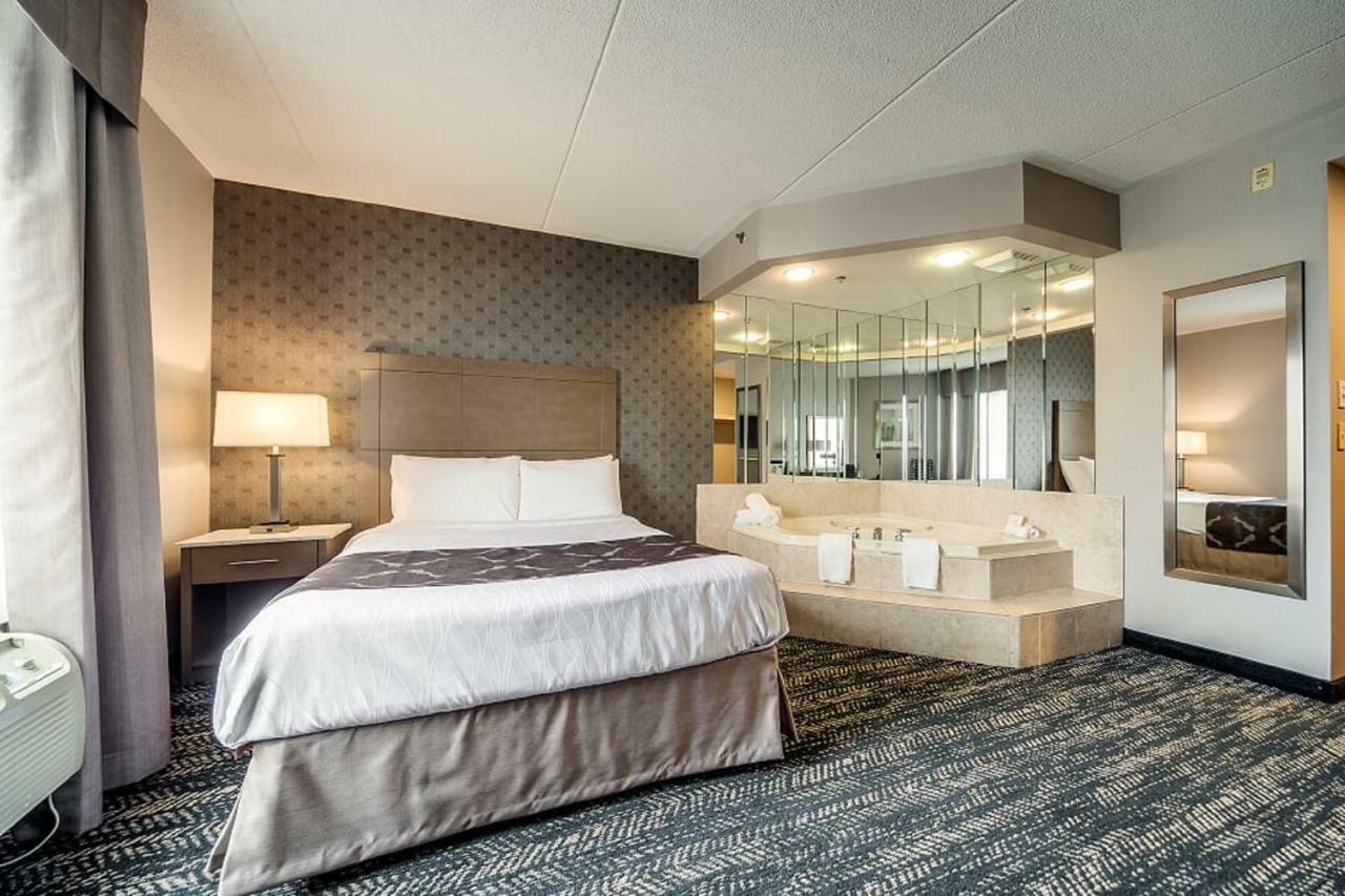 Monte Carlo Inn Brampton Eksteriør billede