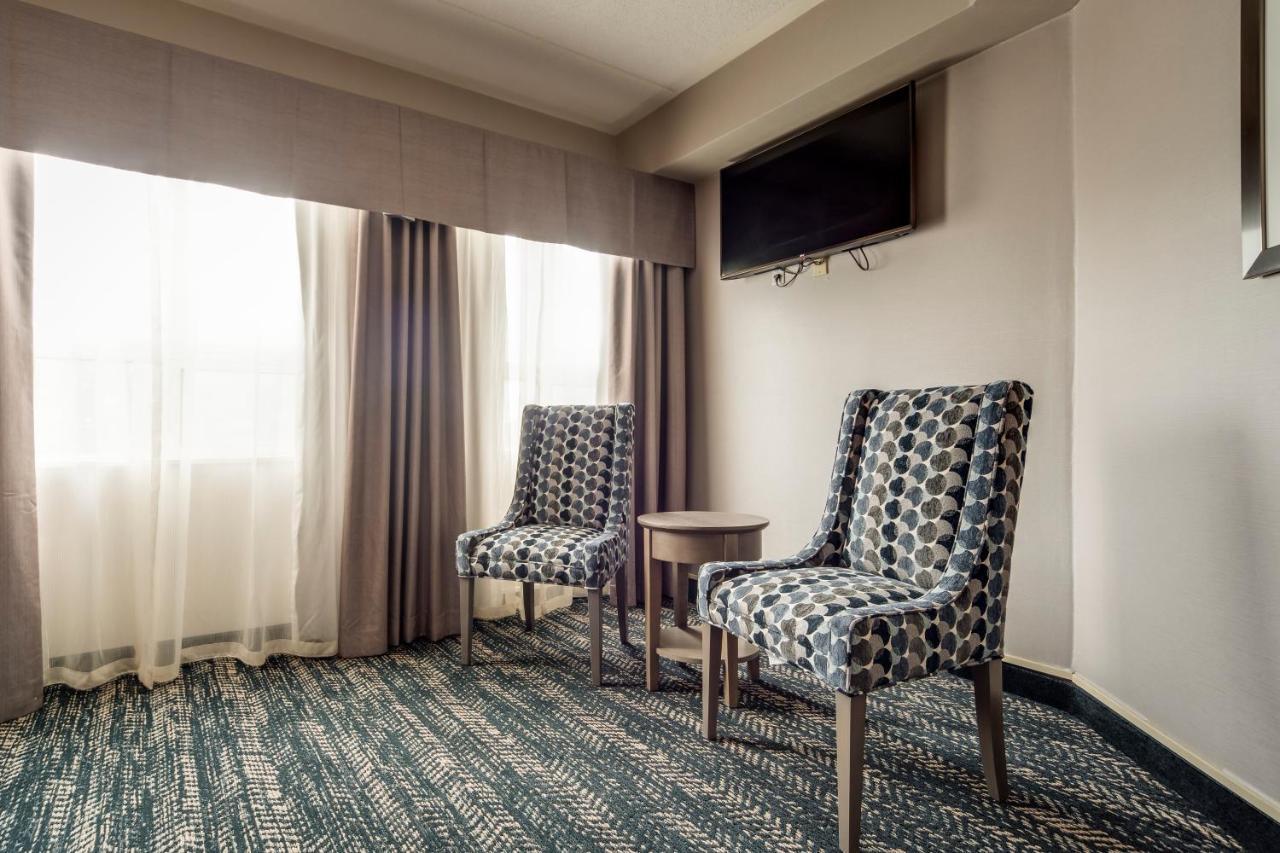 Monte Carlo Inn Brampton Eksteriør billede